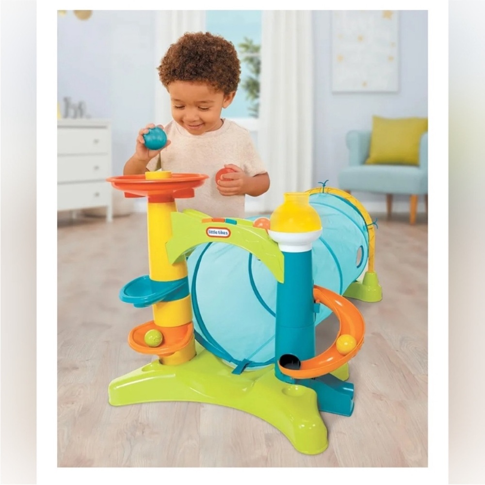 Little Tikes Vibrant Play Tunnel for Kids